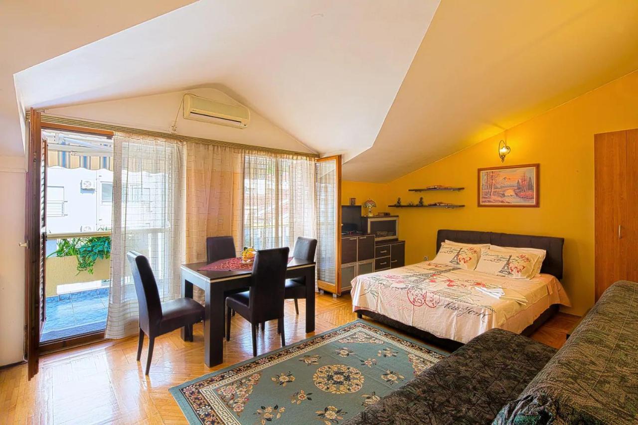 Apartament Kunjic